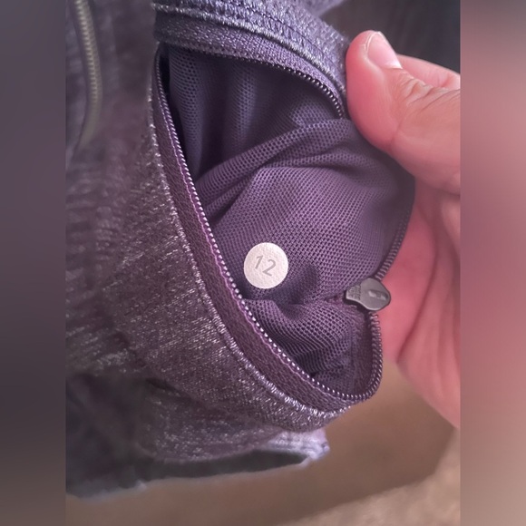 Lululemon Jacket - Picture 9 of 9